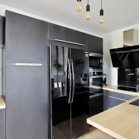 Chill 2 A Paris La Defense Arena Апартаменты